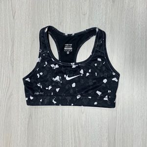 Nike Pro Sports Bra
